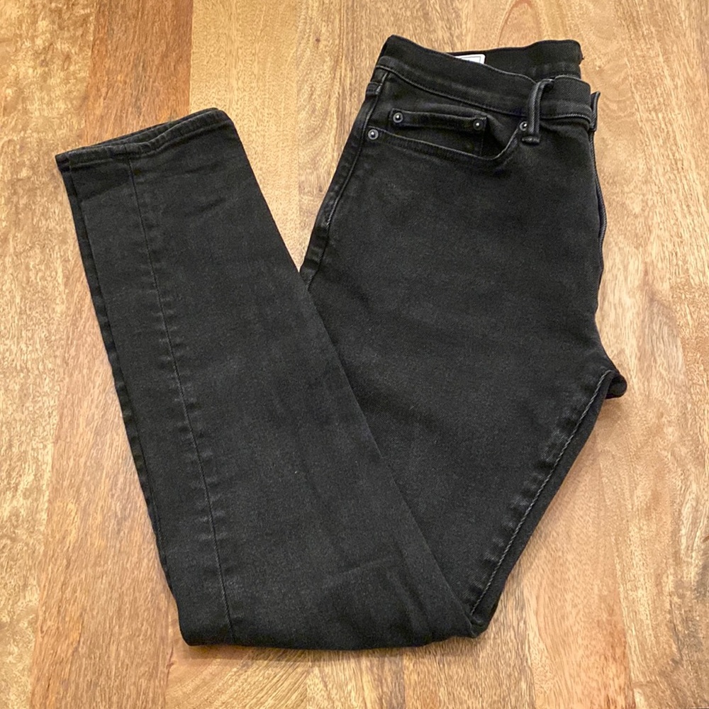 Gap Men’s skinny jeans, black wash, 33x34